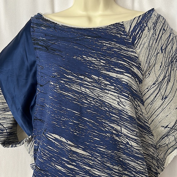 Espaco Fashion Blue/Gray Short Sleeve Abstract Crop Top Shirt **Size P** 🌺🌺 - Picture 3 of 5